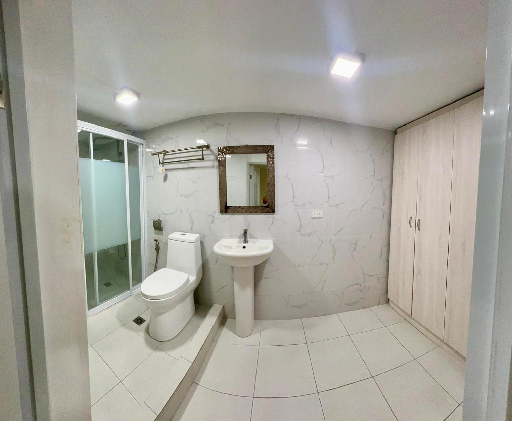 2 Bedroom Condo Unit With City And Mountain View سيبو المظهر الخارجي الصورة